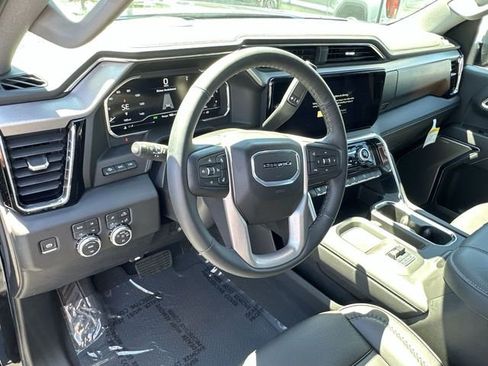 New 2025 GMC Sierra 2500 Denali w/ Denali Reserve Package image 10