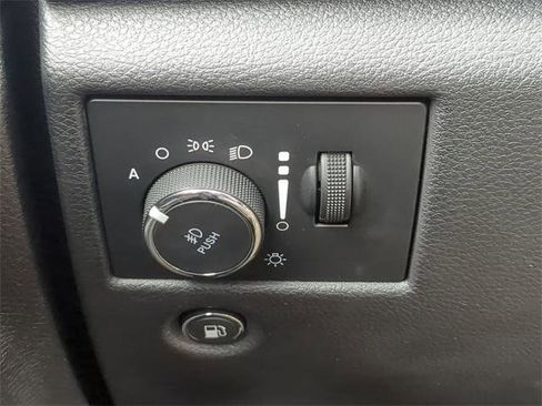 Certified 2020 Jeep Grand Cherokee Altitude image 29