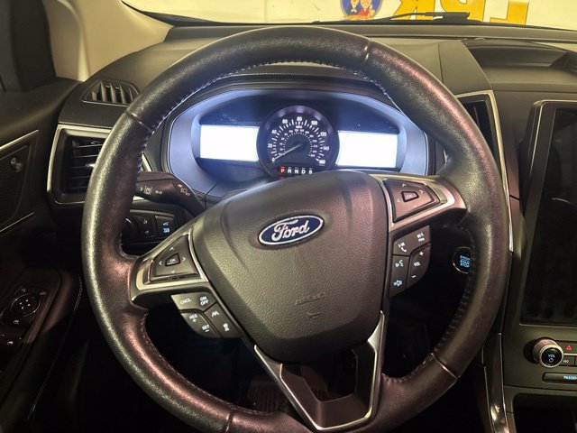 Used 2022 Ford Edge Titanium w/ Equipment Group 301A AWD/4WD image 29