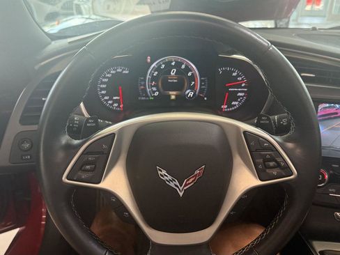 Used 2015 Chevrolet Corvette Stingray Convertible RWD image 40