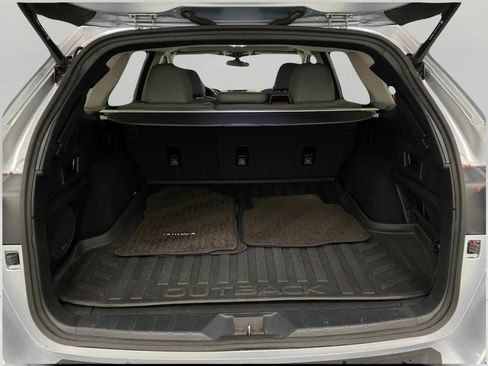Used 2023 Subaru Outback Limited AWD/4WD image 37