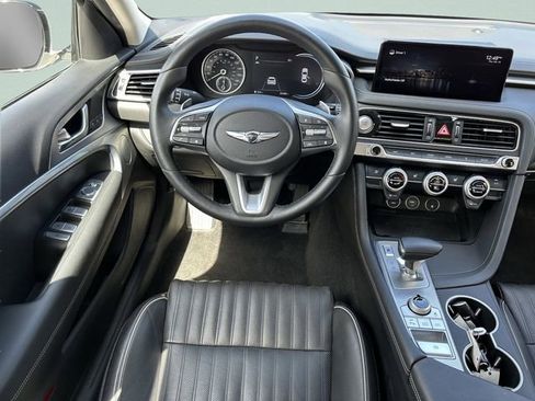 Used 2022 Genesis G70 2.0T w/ Prestige Package RWD image 18