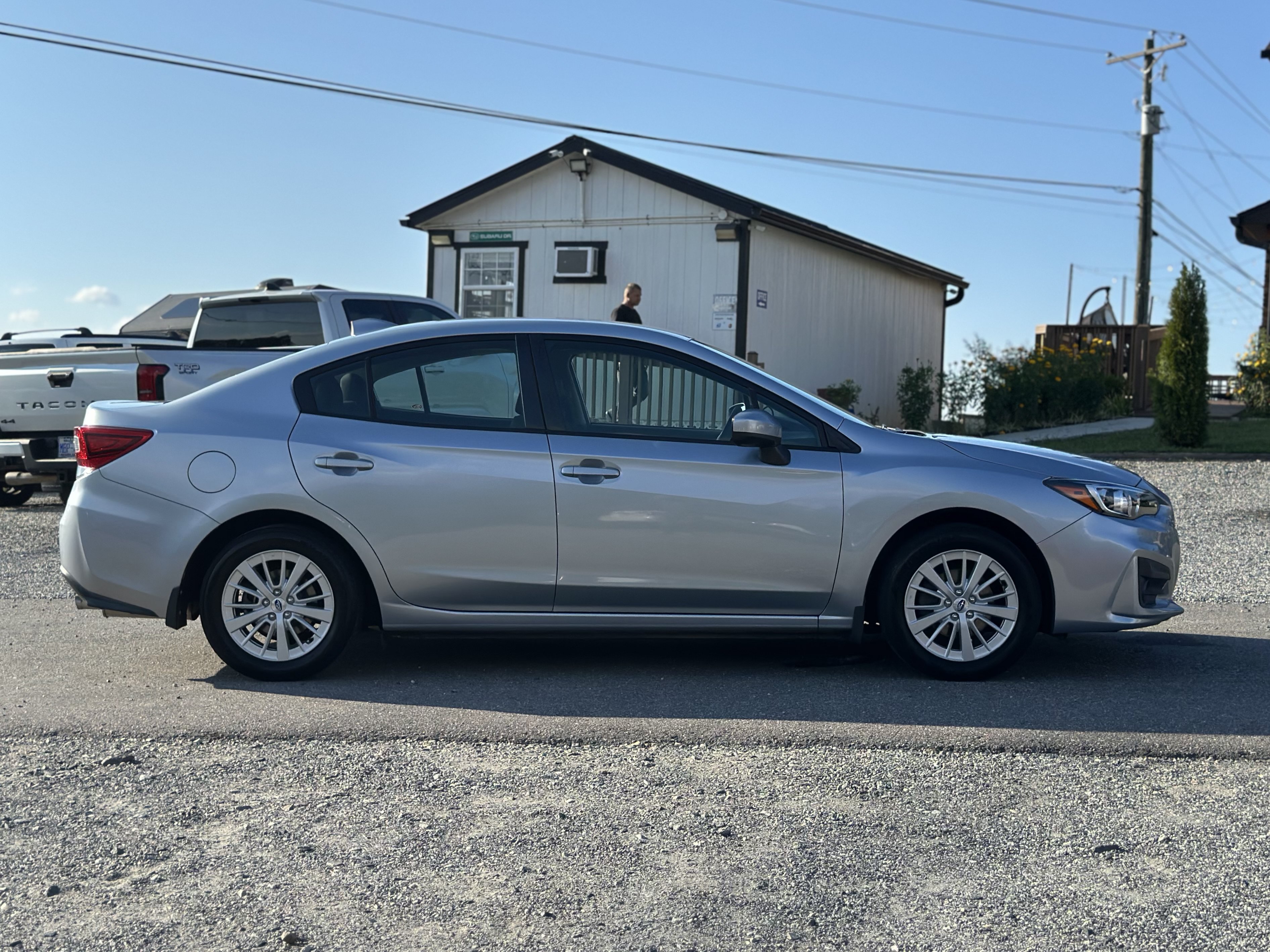 Used 2017 Subaru Impreza 2.0i Premium AWD/4WD image 2
