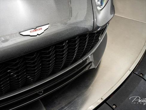 Used 2018 Aston Martin Vanquish Zagato RWD image 4