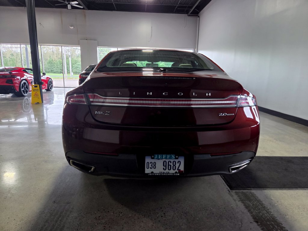 Used 2016 Lincoln MKZ w/ Equipment Group 300A Reserve FWD image 4