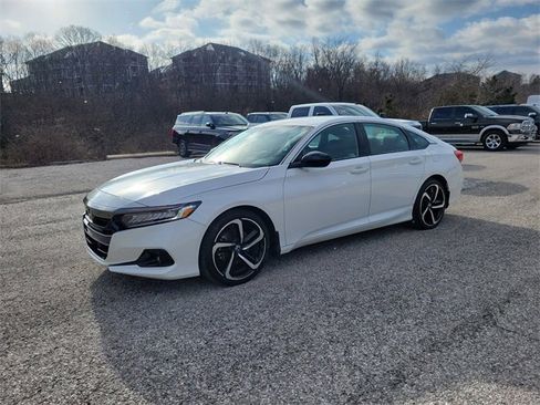 Used 2022 Honda Accord Sport image 8