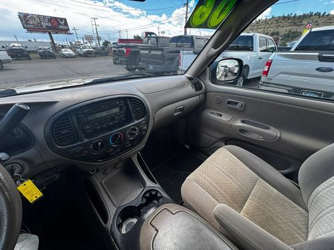 Used 2006 Toyota Tundra SR5 AWD/4WD image 17