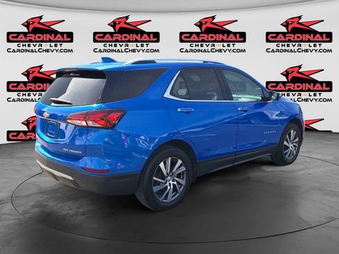Used 2024 Chevrolet Equinox Premier AWD/4WD image 3