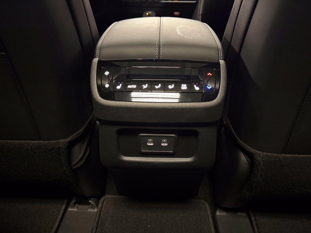 Used 2026 INFINITI QX60 Luxe w/ Cargo Package AWD/4WD image 18