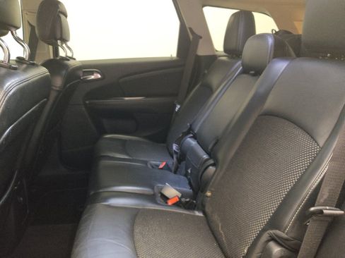 Used 2019 Dodge Journey Crossroad w/ Navigation Group FWD image 18
