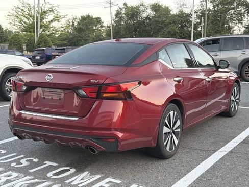 Used 2020 Nissan Altima 2.5 SV FWD image 4