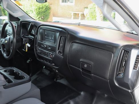 Used 2018 Chevrolet Silverado 2500 W/T w/ WT Convenience Package image 38