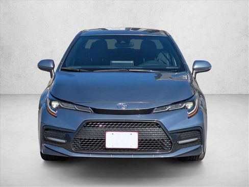 Used 2020 Toyota Corolla SE image 2