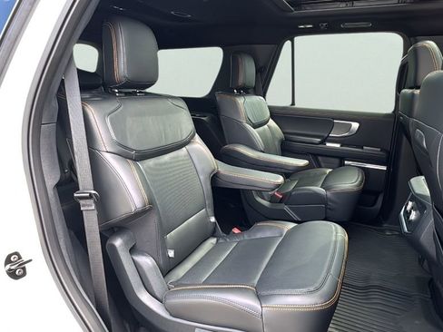Certified 2025 Ford Expedition Tremor image 23