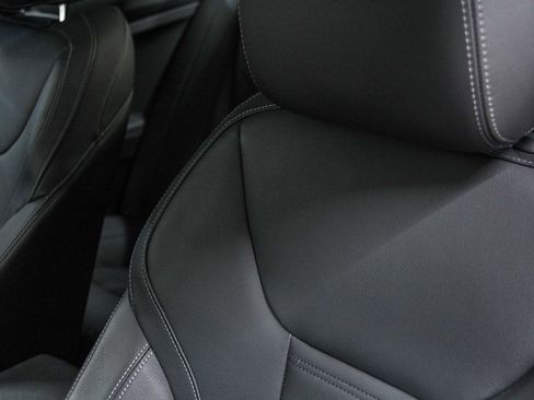 Used 2023 BMW 230i Coupe w/ Convenience Package image 25