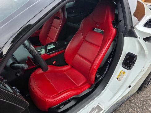 Used 2017 Chevrolet Corvette Stingray Coupe image 12