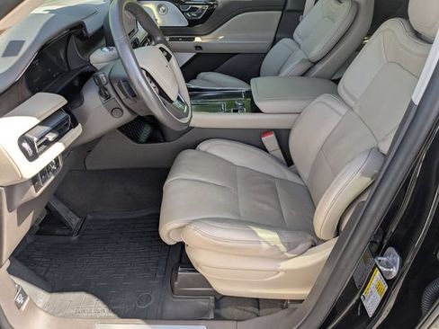Used 2023 Lincoln Aviator Reserve w/ Equipment Group 201A AWD/4WD image 16