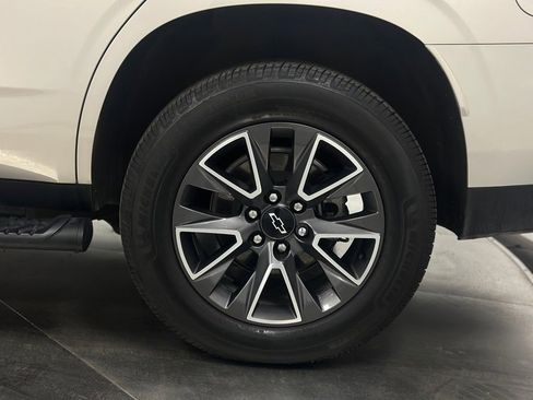 Used 2023 Chevrolet Tahoe Z71 w/ Luxury Package image 26