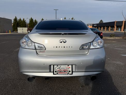 Used 2013 INFINITI G37 x w/ Premium Pkg image 6