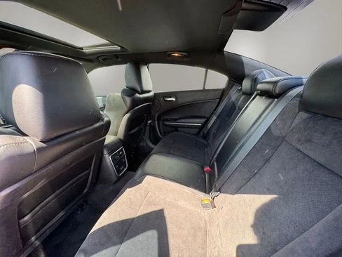 Used 2016 Dodge Charger R/T Scat Pack w/ Technology Group RWD image 13