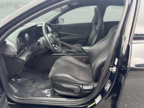 Used 2022 Hyundai Elantra N w/ Preferred Accessory Package FWD image 5