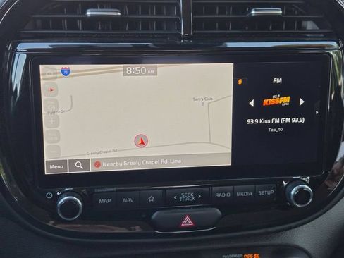 Used 2023 Kia Soul S FWD image 12