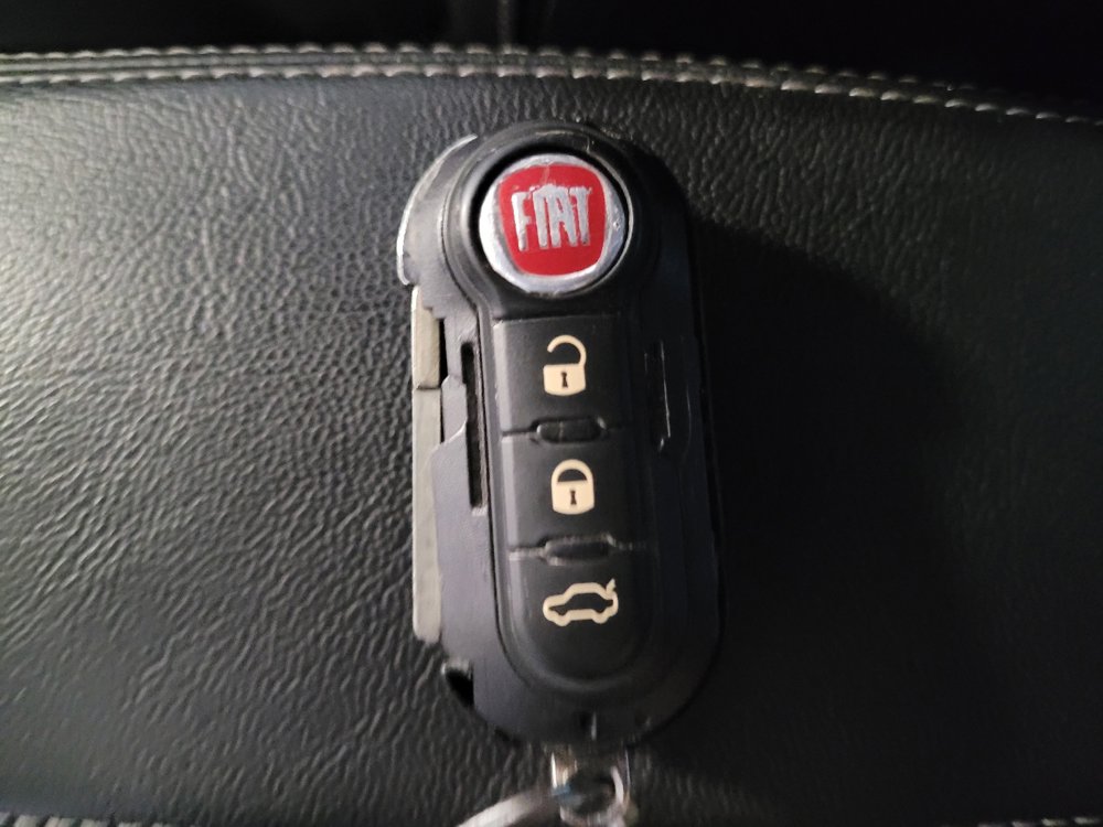Used 2018 FIAT 500L Pop FWD image 32
