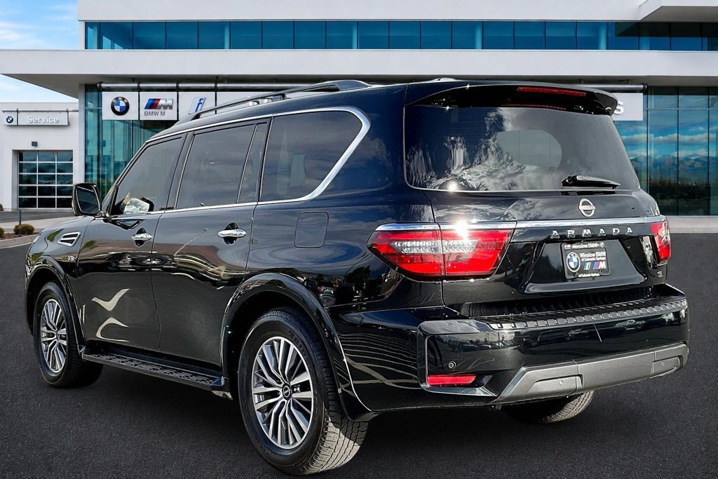 Used 2021 Nissan Armada SL w/ Captain's Chairs Package AWD/4WD image 4