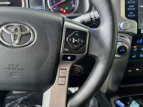 Used 2022 Toyota 4Runner Limited RWD image 20