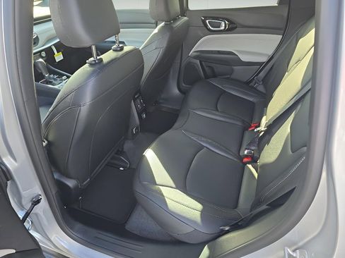 New 2026 Jeep Compass Limited AWD/4WD image 28