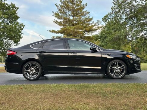 Used 2015 Ford Fusion Titanium image 5