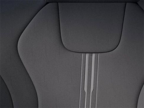 New 2025 Hyundai Elantra Sport image 18