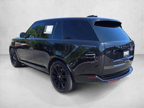 Used 2024 Land Rover Range Rover SE AWD/4WD image 7