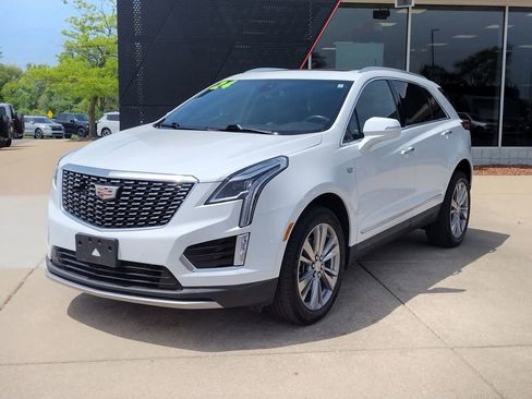 Used 2024 Cadillac XT5 Premium Luxury AWD/4WD image 1