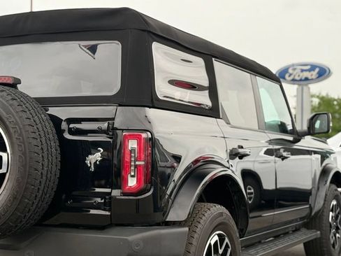Certified 2023 Ford Bronco Outer Banks AWD/4WD image 36