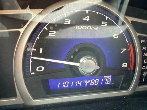 Used 2010 Honda Civic LX image 5