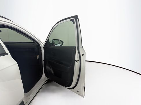 Used 2024 Hyundai Kona SEL FWD image 31