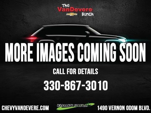 Used 2023 Chevrolet Traverse LT image 12