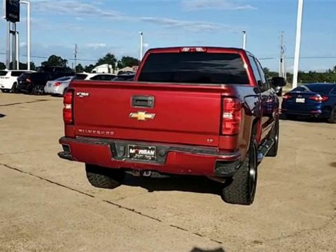 Certified 2018 Chevrolet Silverado 1500 LT w/ Texas Edition image 8