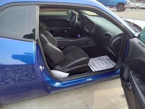 Used 2018 Dodge Challenger R/T Plus image 3