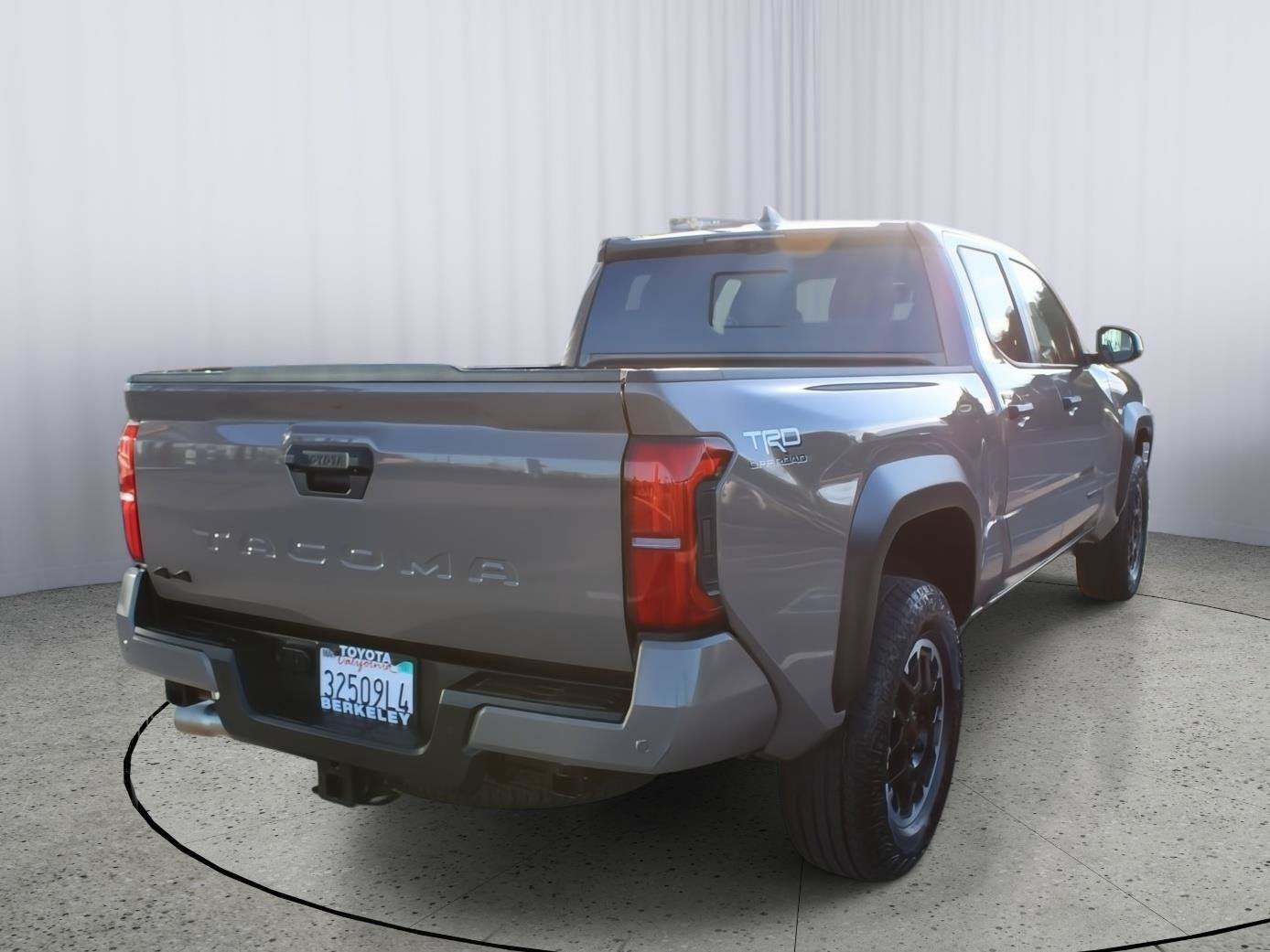 Certified 2026 Toyota Tacoma TRD Off-Road w/ TRD Off Road Premium Package AWD/4WD image 8