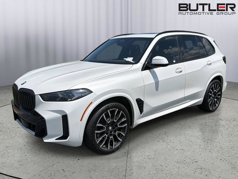 Used 2025 BMW X5 xDrive40i w/ M Sport Package AWD/4WD image 1