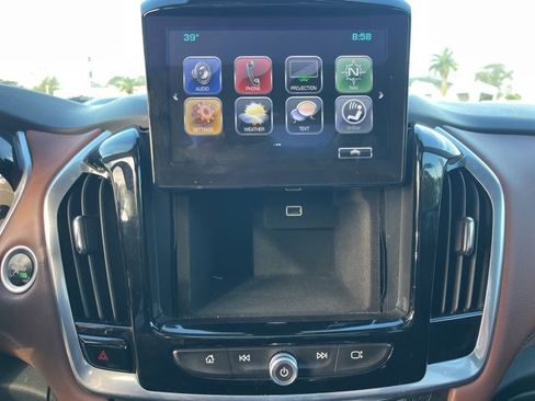 Used 2018 Chevrolet Traverse High Country image 24