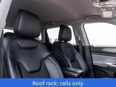 Used 2022 Jeep Compass Latitude w/ Convenience Group AWD/4WD image 13