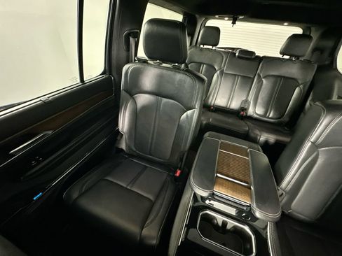 Used 2023 Jeep Grand Wagoneer 4WD image 12