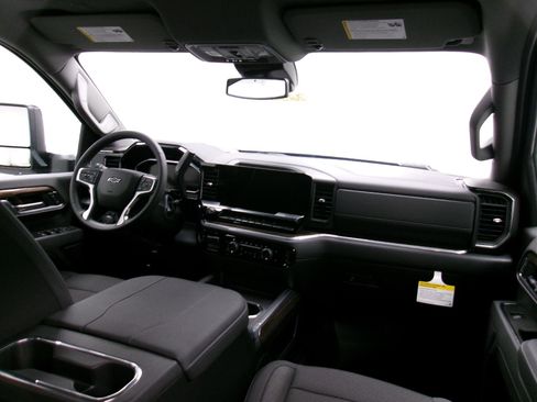 New 2026 Chevrolet Silverado 2500 LT w/ Trail Boss Package AWD/4WD image 3