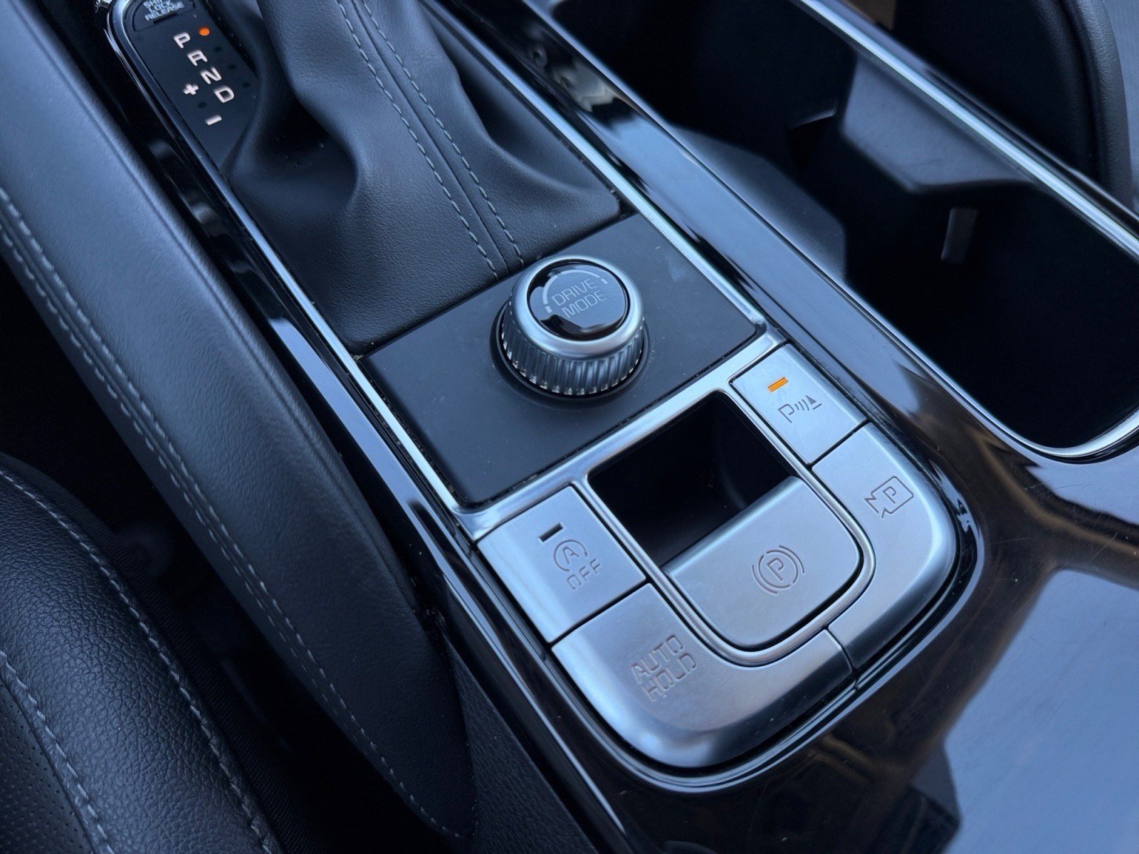 Used 2024 Kia Telluride SX FWD image 25