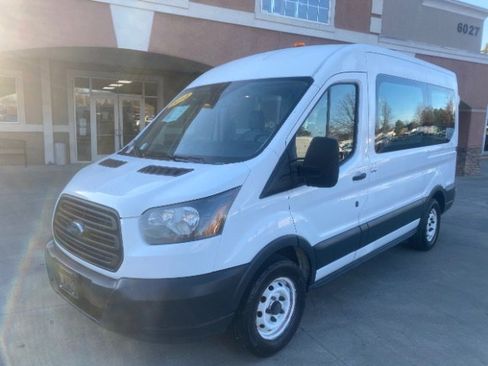 Used 2015 Ford Transit 150 XL image 1