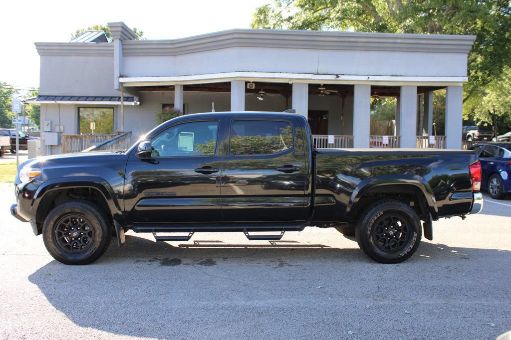 Used 2020 Toyota Tacoma SR5 RWD image 4