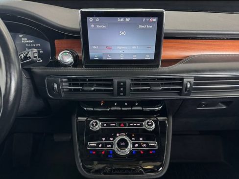Used 2022 Lincoln Corsair Reserve w/ Equipment Group 201A AWD/4WD image 11